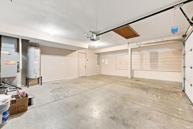 1763 Pinelock Court, New Haven, IN 46774