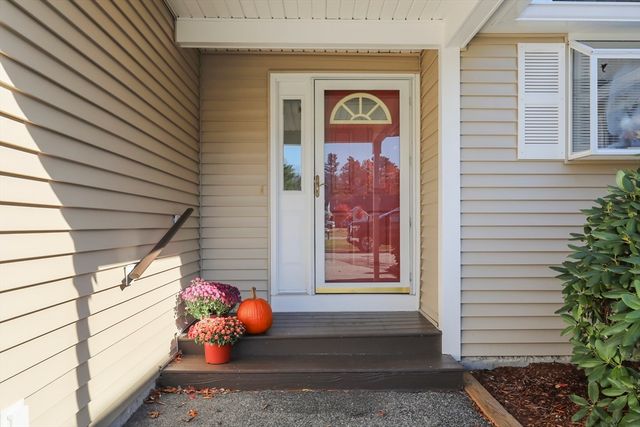 19 Precourt Lane 19, Norton, MA 02766