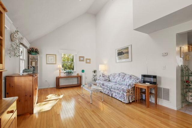 19 Precourt Lane 19, Norton, MA 02766