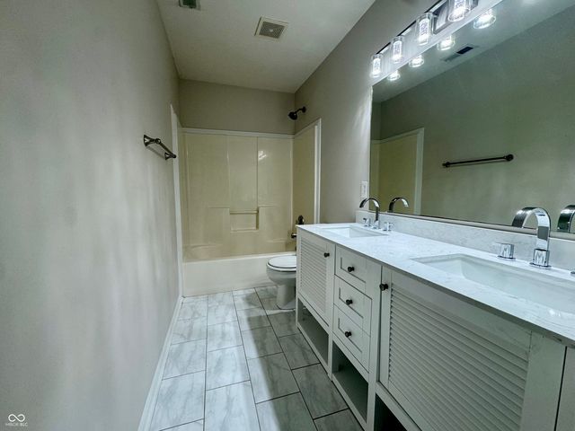 13125 Zinfandel Place, Fishers, IN 46038