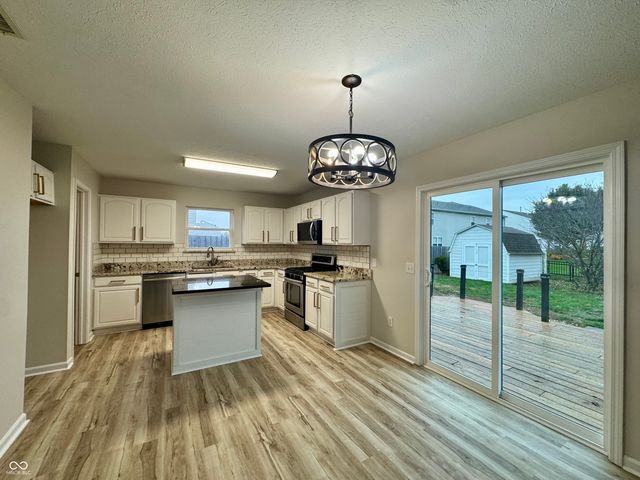 13125 Zinfandel Place, Fishers, IN 46038