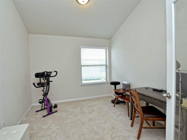 130 Sunshine LN, Kyle, TX 78640