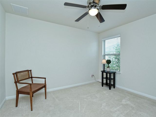 130 Sunshine LN, Kyle, TX 78640