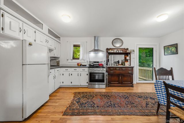44 David Lane, Wurtsboro, NY 12790
