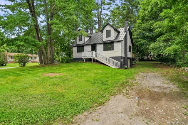 44 David Lane, Wurtsboro, NY 12790