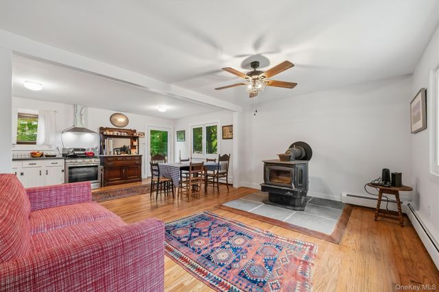 44 David Lane, Wurtsboro, NY 12790