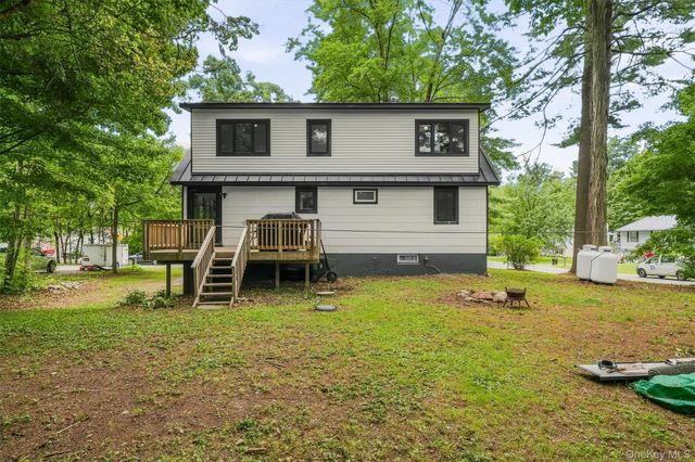 44 David Lane, Wurtsboro, NY 12790