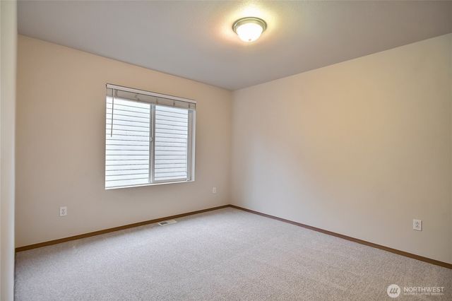 22817 SE 271st Place, Maple Valley, WA 98038