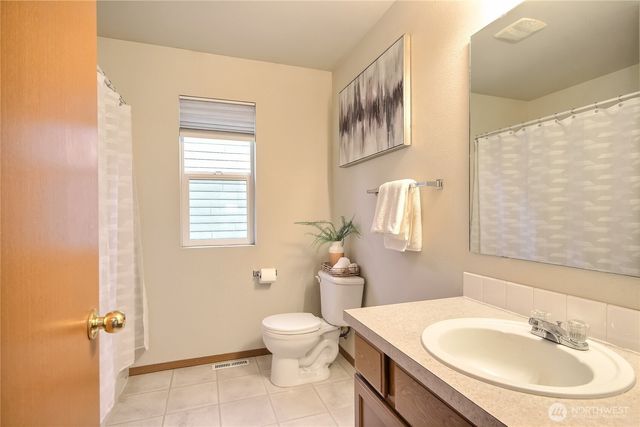 22817 SE 271st Place, Maple Valley, WA 98038