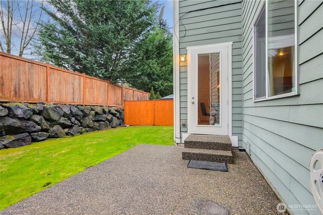 22817 SE 271st Place, Maple Valley, WA 98038