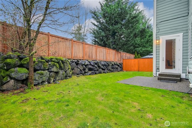 22817 SE 271st Place, Maple Valley, WA 98038