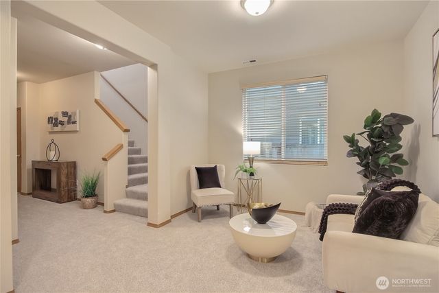 22817 SE 271st Place, Maple Valley, WA 98038