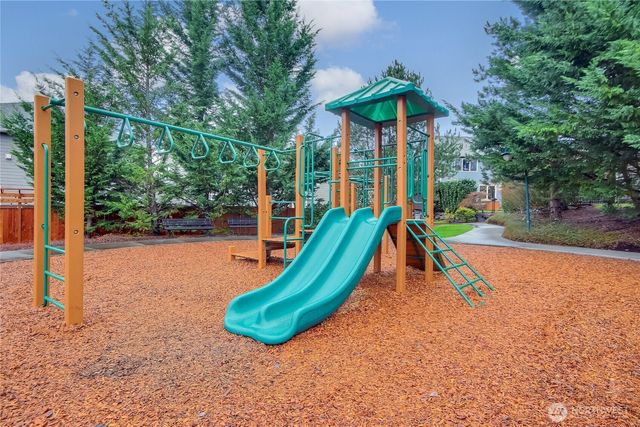 22817 SE 271st Place, Maple Valley, WA 98038