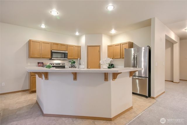 22817 SE 271st Place, Maple Valley, WA 98038