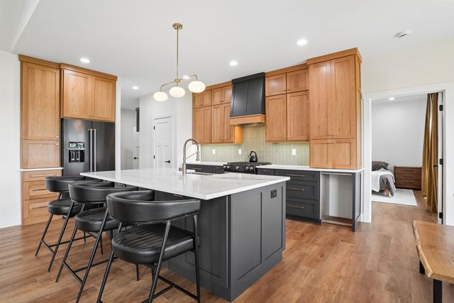 1817 Ashworth Drive, Cedar Falls, IA 50613