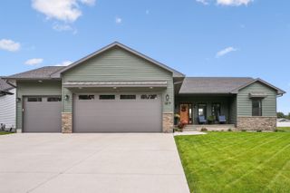 1817 Ashworth Drive, Cedar Falls, IA 50613