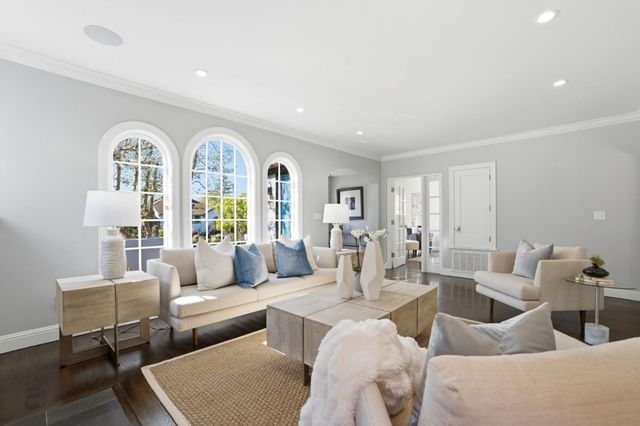 2105 Hillside Drive, Burlingame, CA 94010