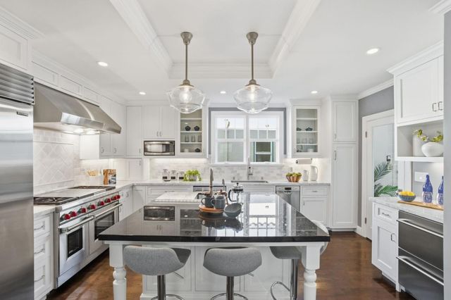 2105 Hillside Drive, Burlingame, CA 94010