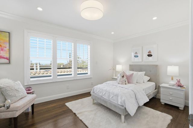 2105 Hillside Drive, Burlingame, CA 94010