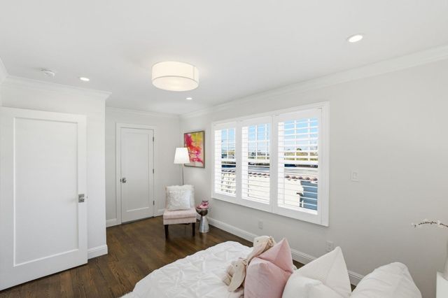 2105 Hillside Drive, Burlingame, CA 94010