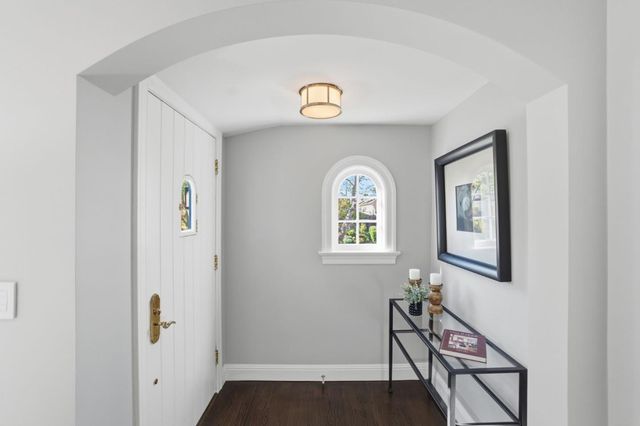 2105 Hillside Drive, Burlingame, CA 94010