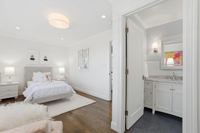 2105 Hillside Drive, Burlingame, CA 94010