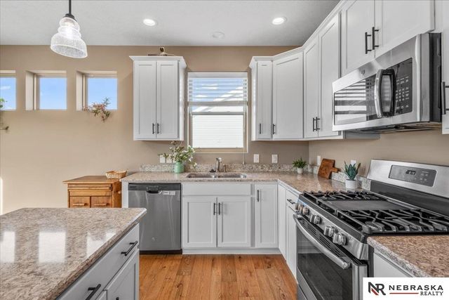 2205 Hedgeapple Road, Plattsmouth, NE 68048