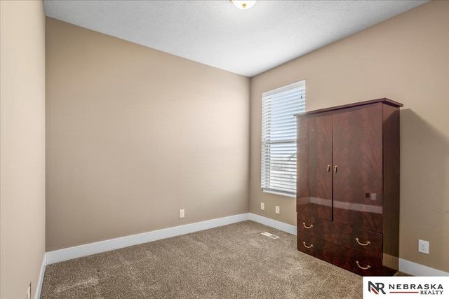 2205 Hedgeapple Road, Plattsmouth, NE 68048