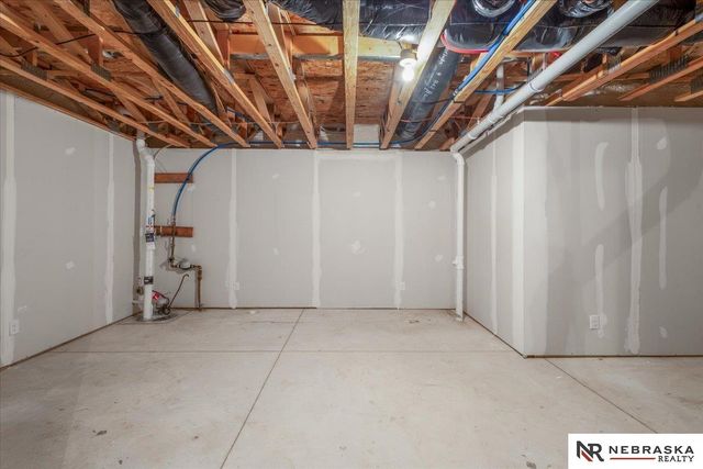 2205 Hedgeapple Road, Plattsmouth, NE 68048