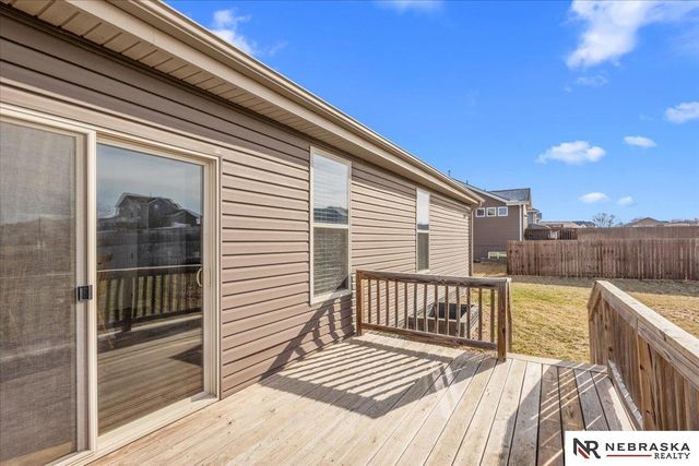 2205 Hedgeapple Road, Plattsmouth, NE 68048