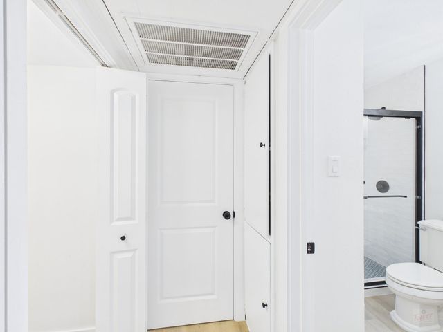 2124 Burton DR 105, Austin, TX 78741