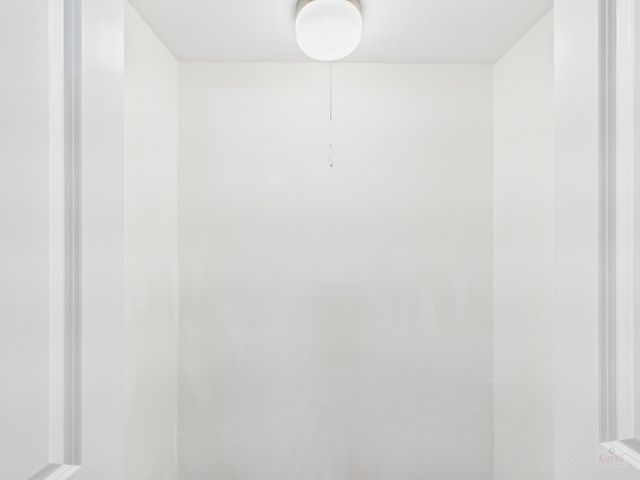 2124 Burton DR 105, Austin, TX 78741