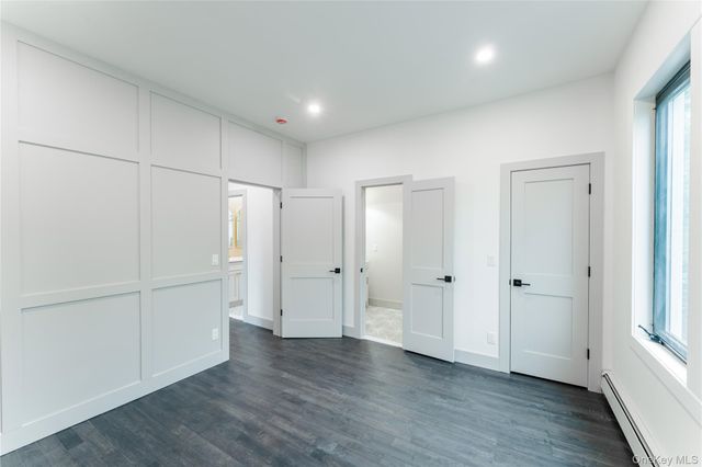 21 Mackey Avenue, Port Washington, NY 11050