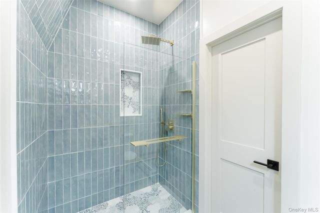 21 Mackey Avenue, Port Washington, NY 11050