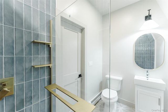 21 Mackey Avenue, Port Washington, NY 11050