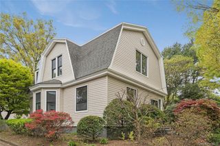 21 Mackey Avenue, Port Washington, NY 11050