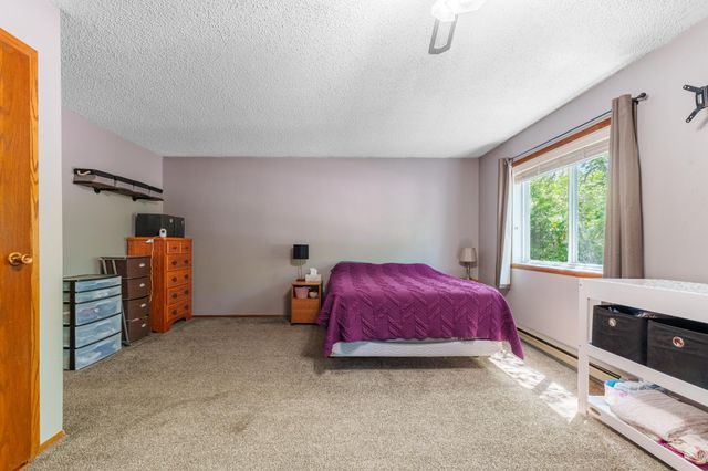 1919 27th Avenue S, Fargo, ND 58103