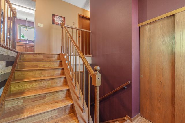 1919 27th Avenue S, Fargo, ND 58103