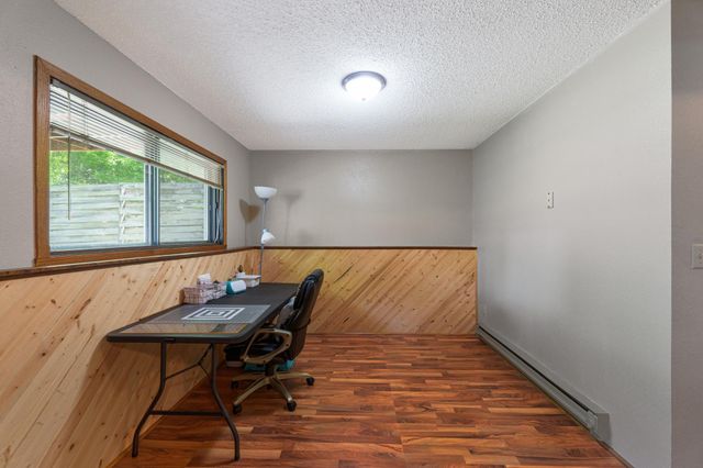 1919 27th Avenue S, Fargo, ND 58103