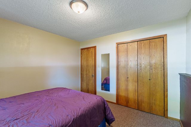 1919 27th Avenue S, Fargo, ND 58103