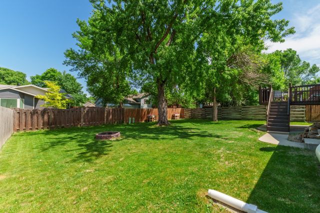 1919 27th Avenue S, Fargo, ND 58103