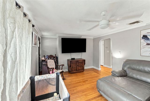 216 Hyde Street, Cranston, RI 02920
