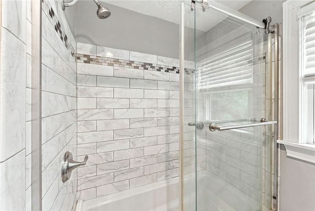 216 Hyde Street, Cranston, RI 02920