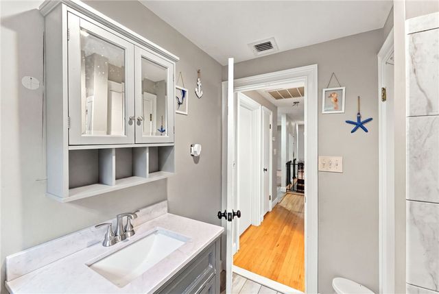 216 Hyde Street, Cranston, RI 02920