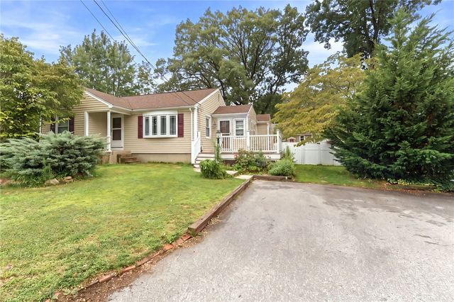 216 Hyde Street, Cranston, RI 02920