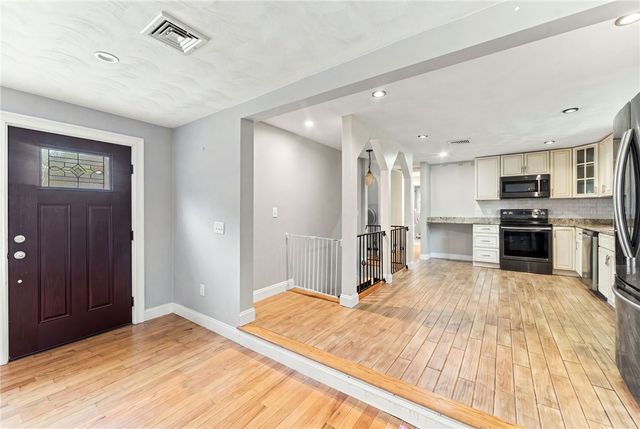 216 Hyde Street, Cranston, RI 02920
