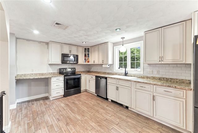216 Hyde Street, Cranston, RI 02920