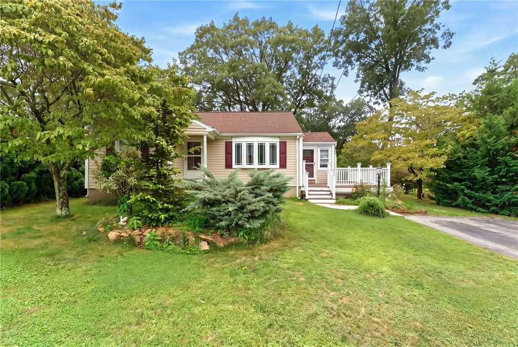 216 Hyde Street, Cranston, RI 02920