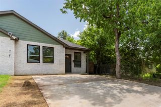 5121 Southwind Street B, Houston, TX 77033