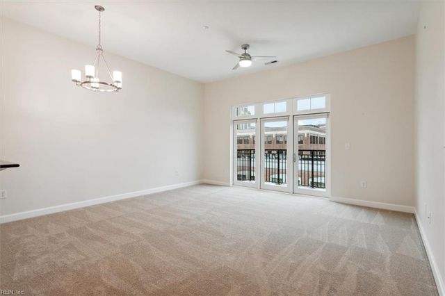 670 Town Center Dr Unit 406, Newport News, VA 23606